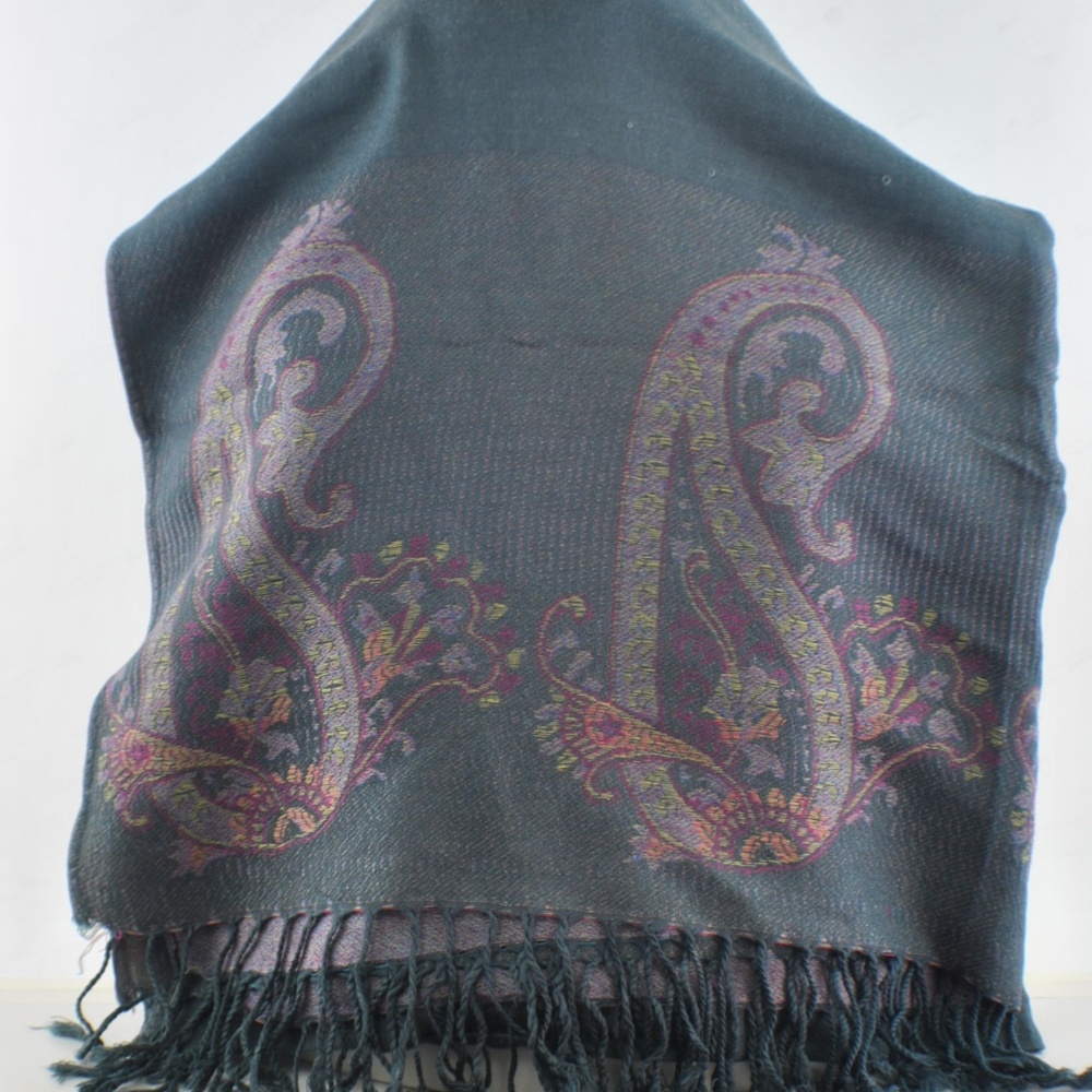 woman wrap - Picture 4 of 4